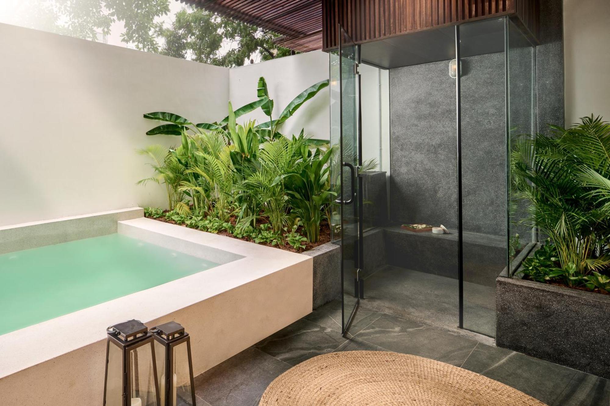 Baitong Hotel&Resort Phnom Penh Exterior foto