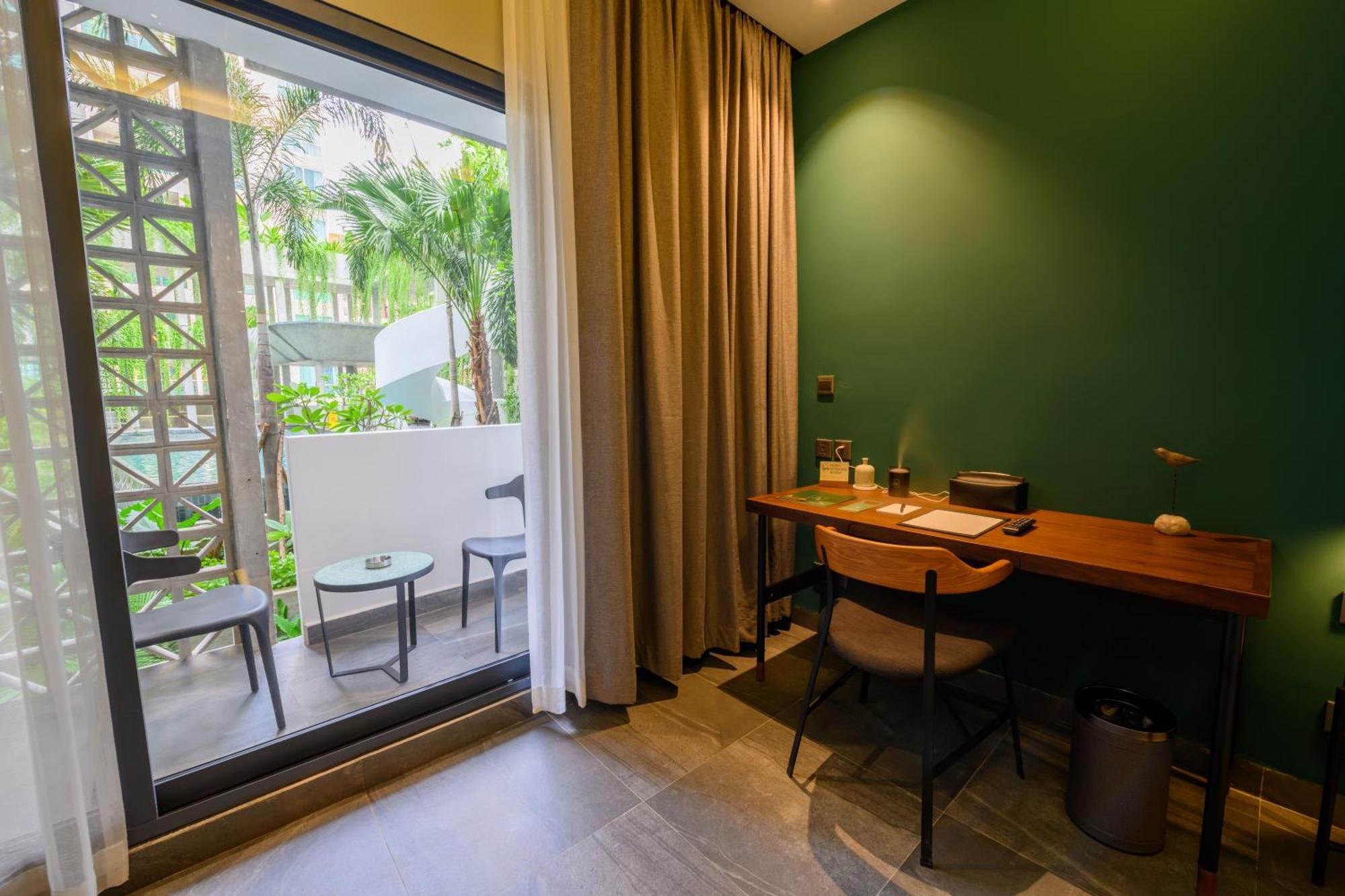 Baitong Hotel&Resort Phnom Penh Exterior foto